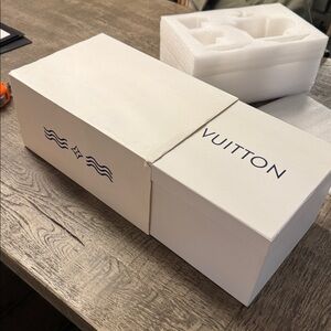 Louis Vuitton box